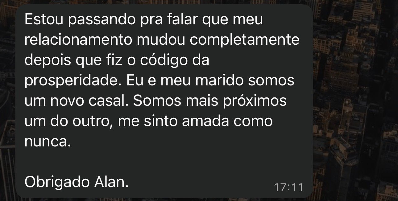 Mensagem de uma cliente relatando melhora no relacionamento após o processo